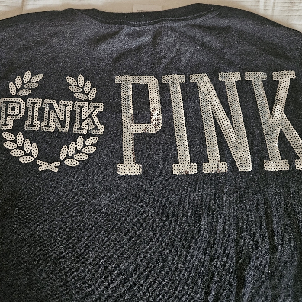 PINK Victoria's Secret Tee with Sequin Logo Tag - Picture 4 of 5